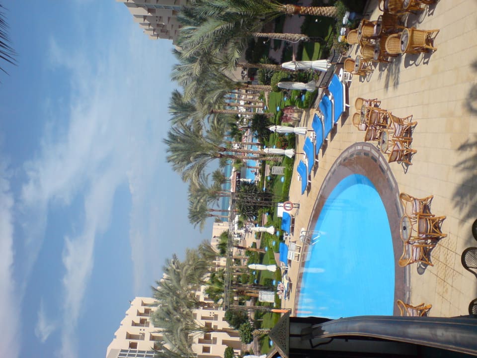 Blick auf den 1.Pool Sea Star Beau Rivage