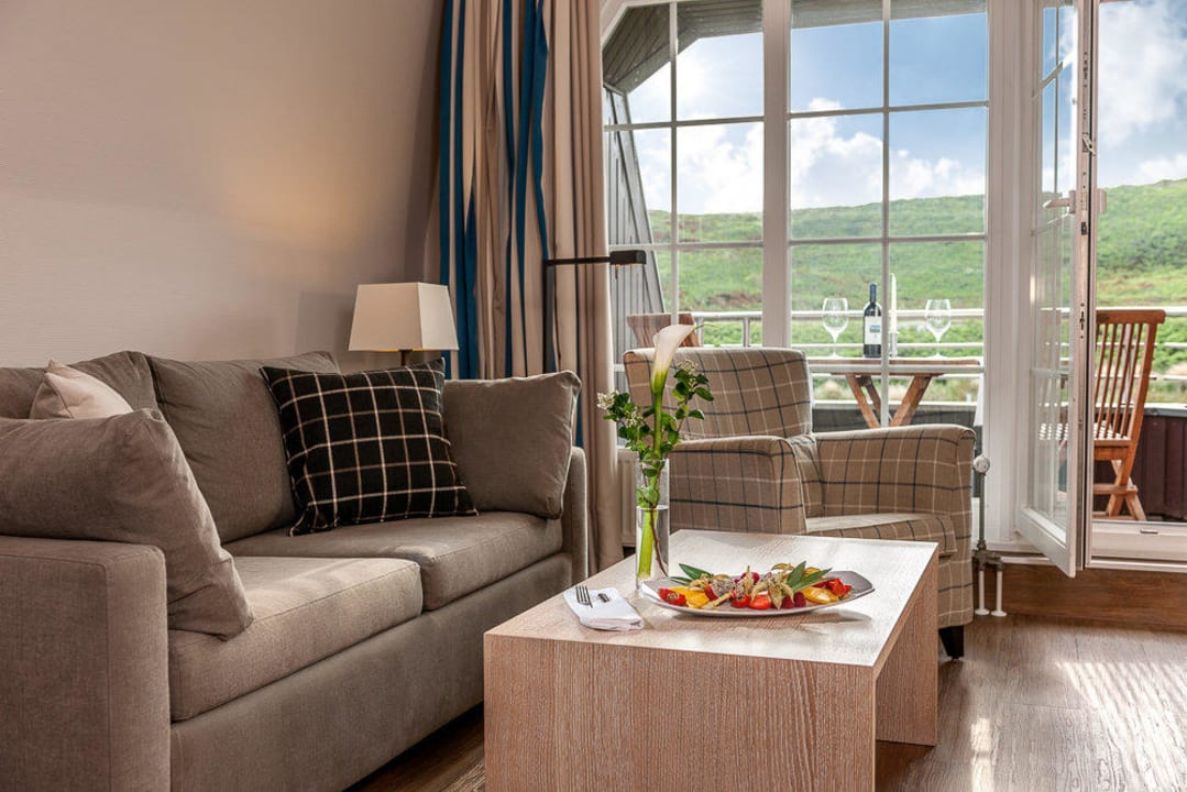 Wohnbereich in der Suite Dorint Strandresort & Spa Sylt/Westerland