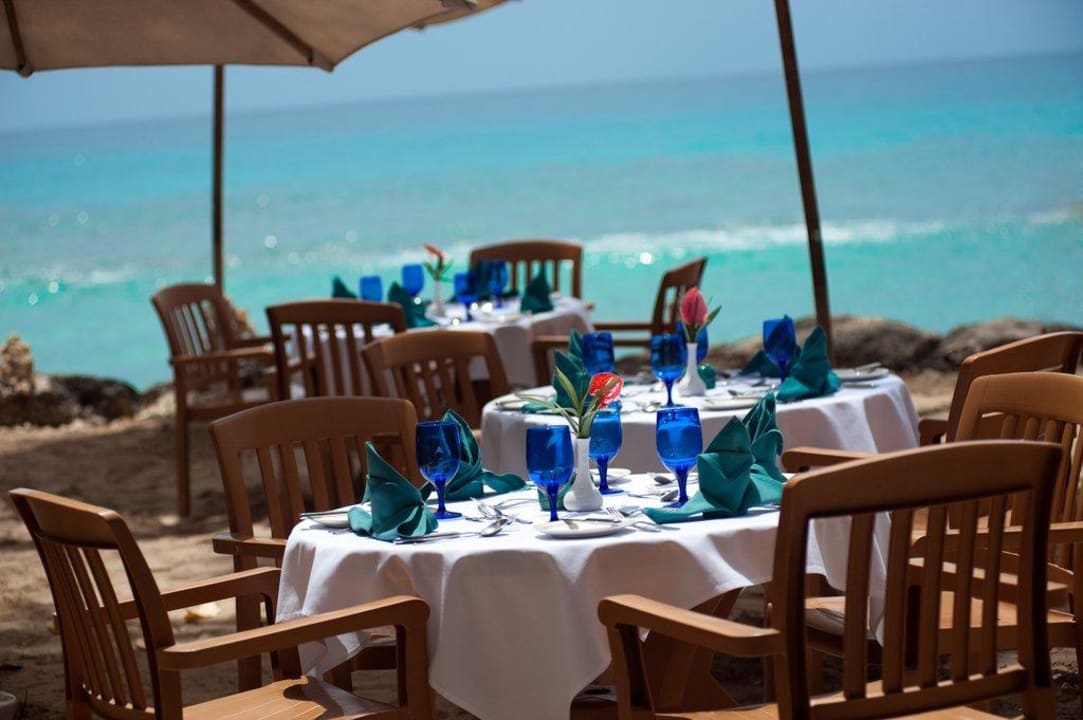 Restaurant am Strand The Club Barbados Resort & Spa
