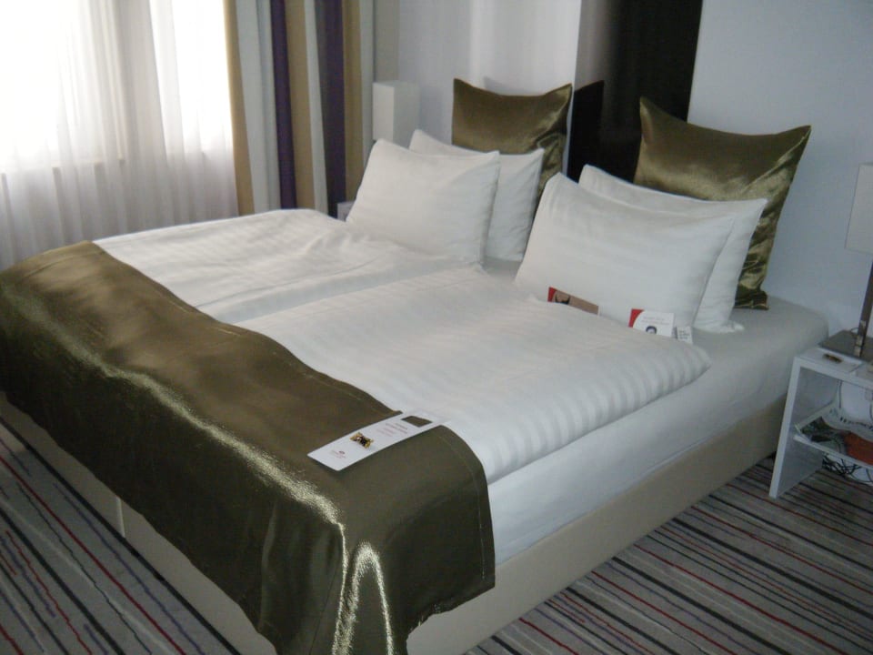 Standardzimmer Mercure Hotel Wiesbaden City
