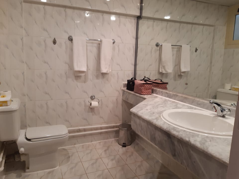 Zimmer Menaville Safaga