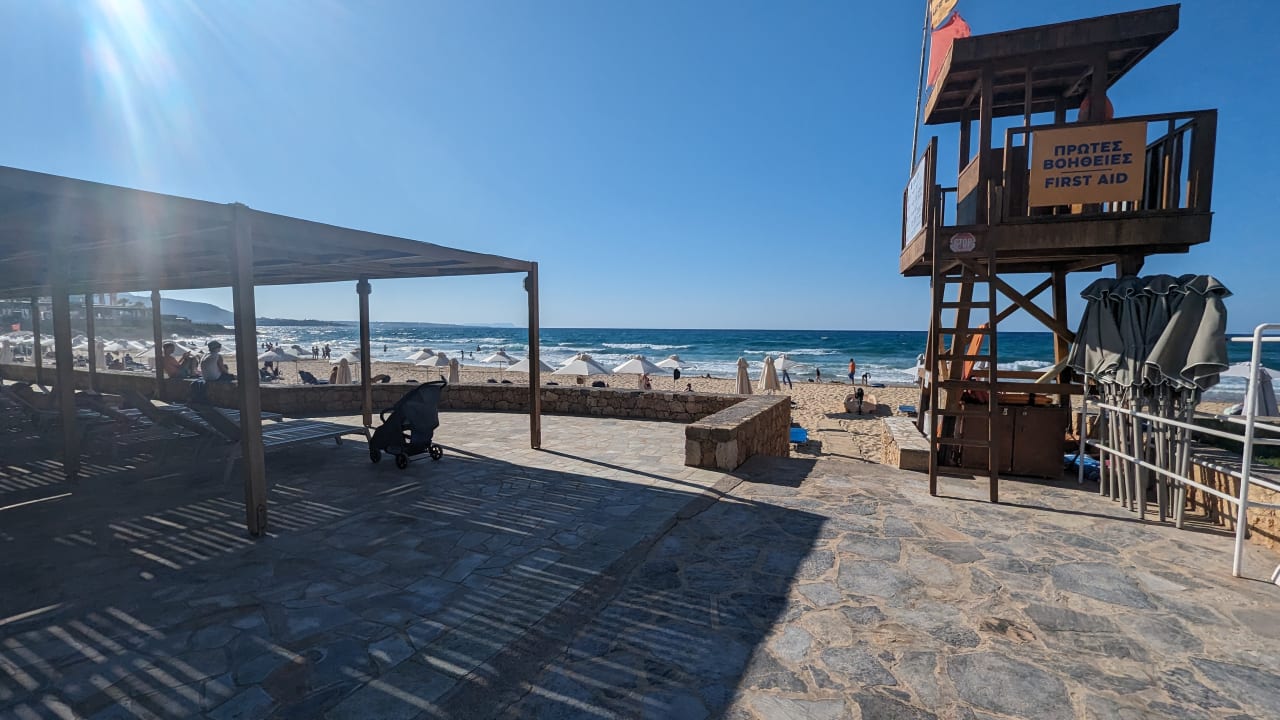Strand Kernos Beach Hotel & Bungalows