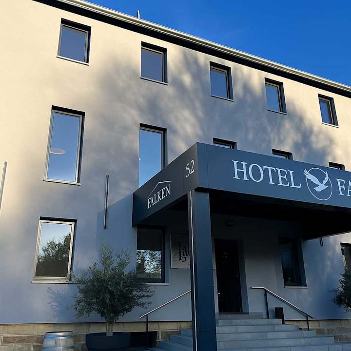 Außenansicht Hotel Falken