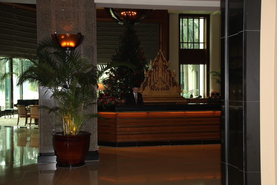 Concierge Desk Hotel The Peninsula Bangkok