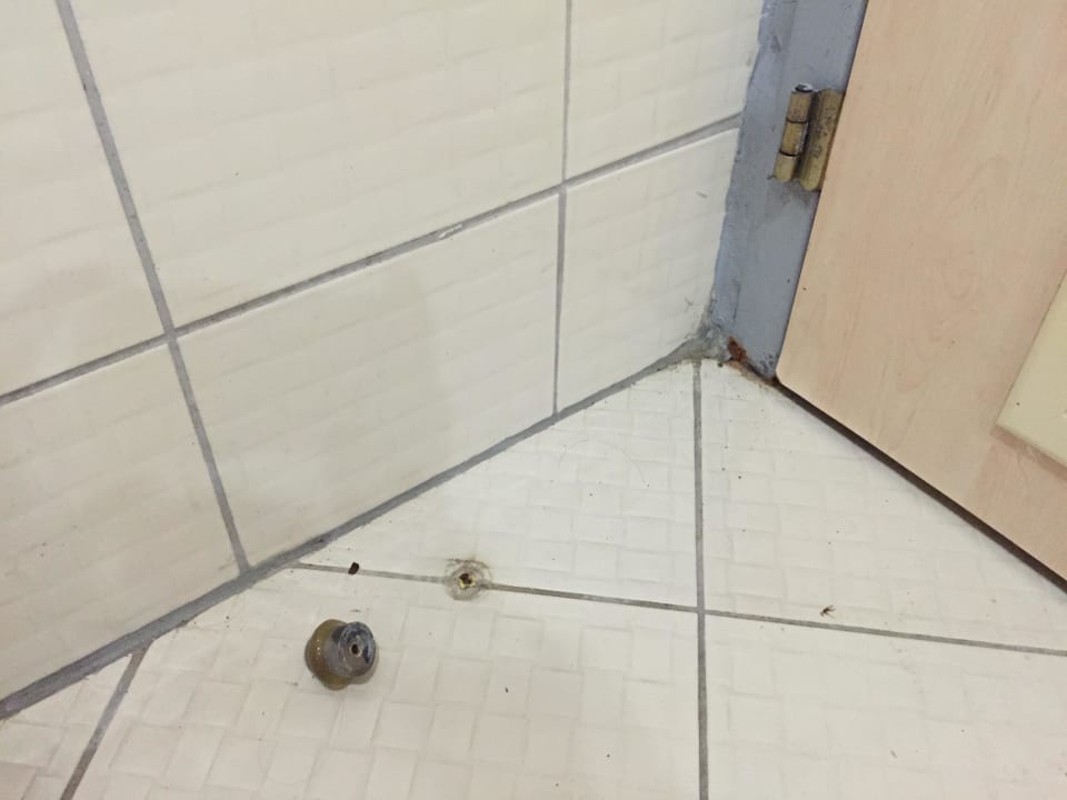 Dreck Starlight Resort Hotel