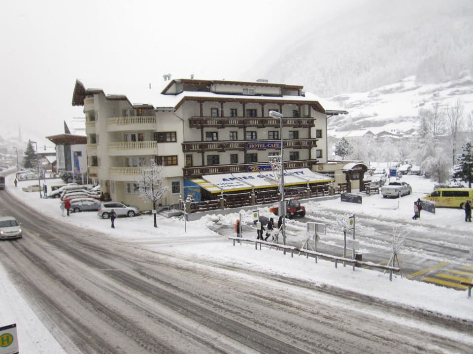 Im Winter Design Hotel Valentin