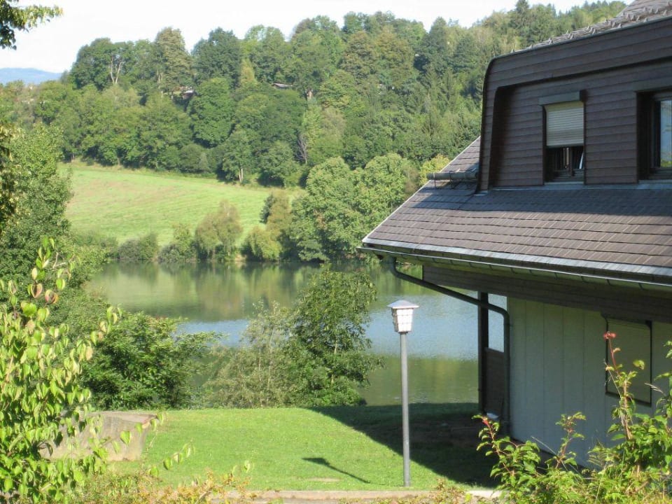 Blick auf See Feriendorf am Maltschacher See