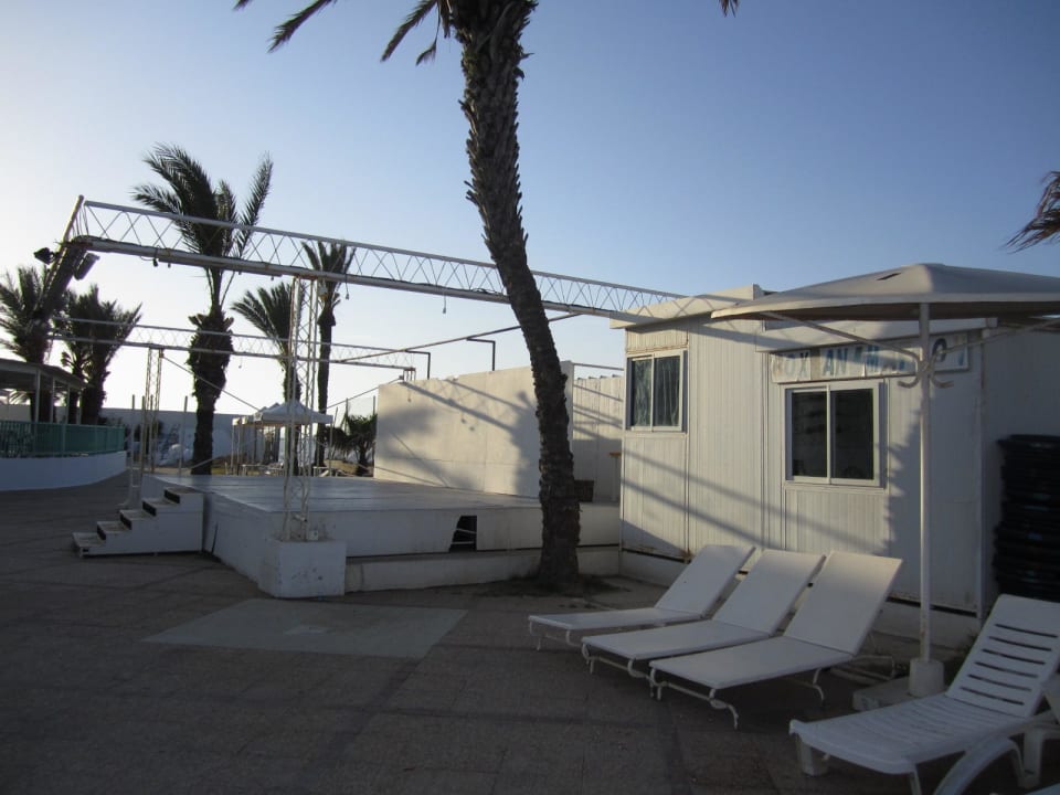 Animation Außenbereich Hotel El Mouradi Skanes Beach