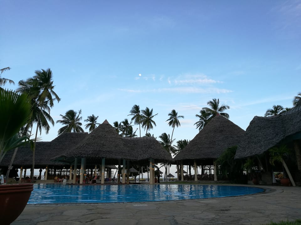 Pool Neptune Paradise Beach Resort & Spa