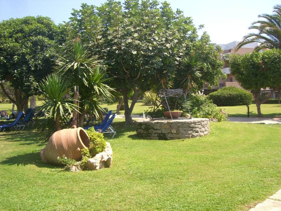 Garten Anissa Beach & Village