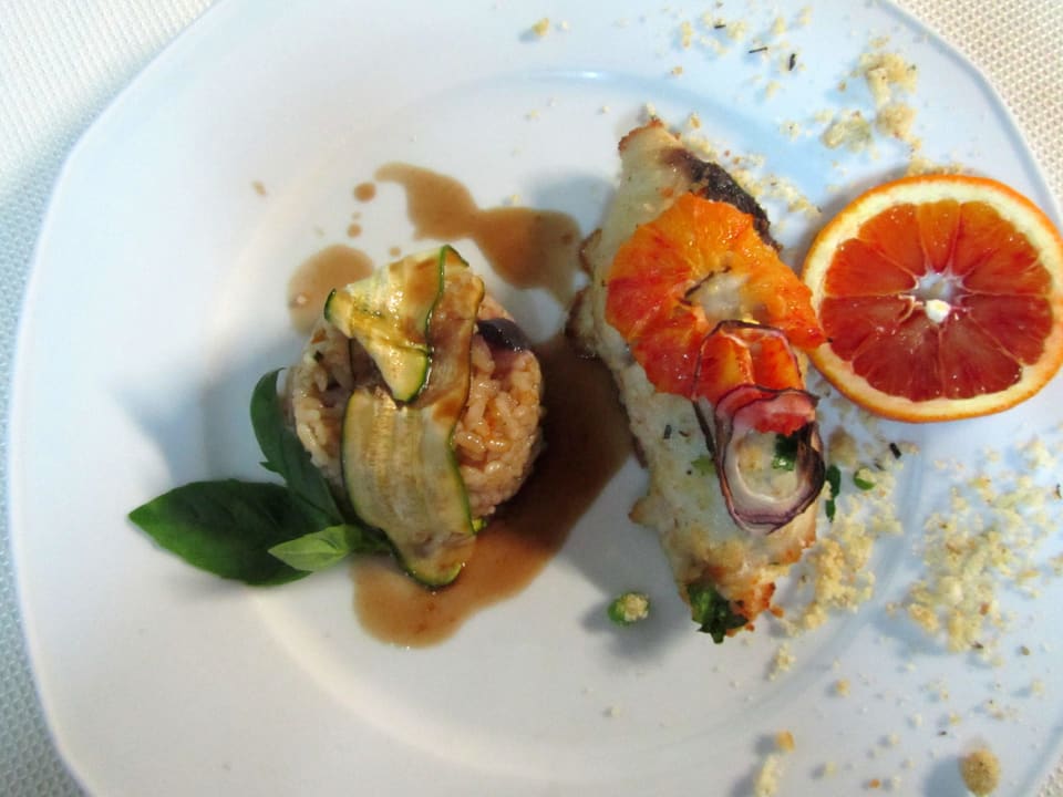 Schwertfisch mit Zwiebeln & sizilianischen Orangen TUI Blue Puntamare