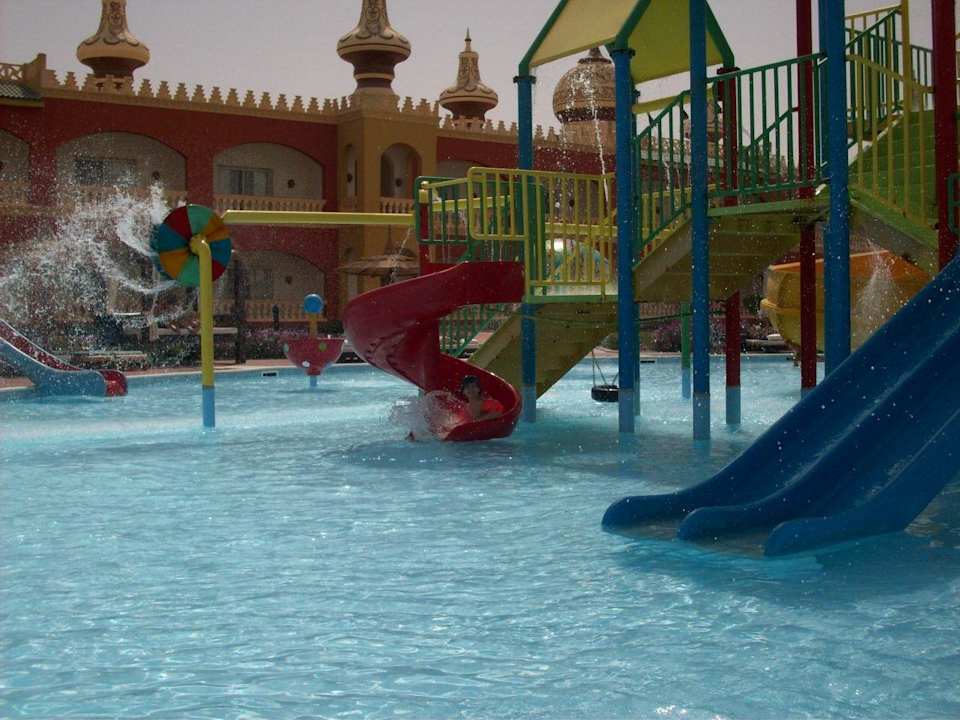 Детский подогреваемый Pickalbatros Alf Leila Wa Leila Resort - Neverland Hurghada