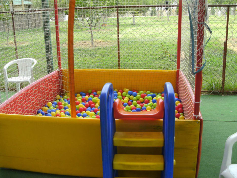 Spielplatz Lonicera Resort & Spa Hotel