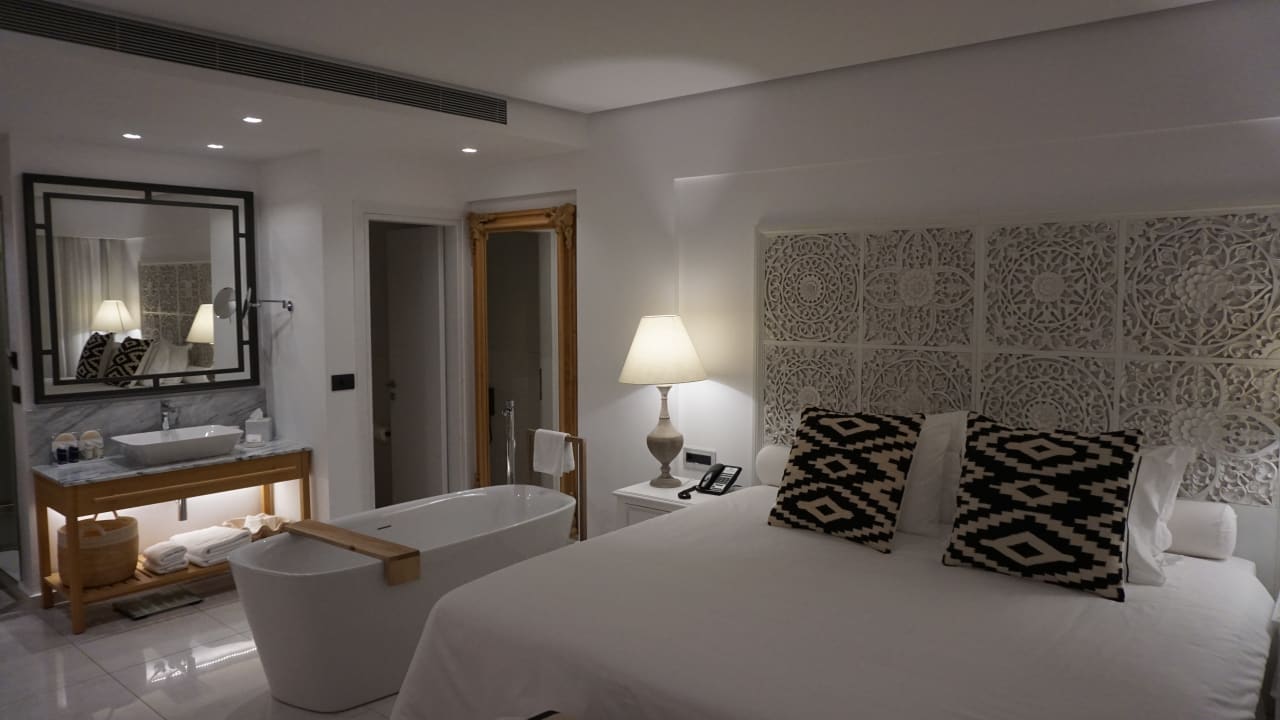 Zimmer Abaton Island Resort & Spa