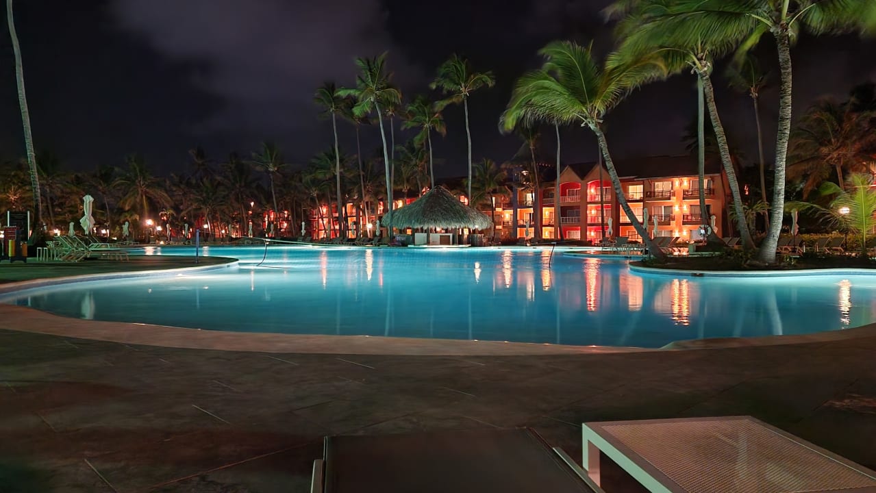 Pool Punta Cana Princess All Suites Resort & Spa
