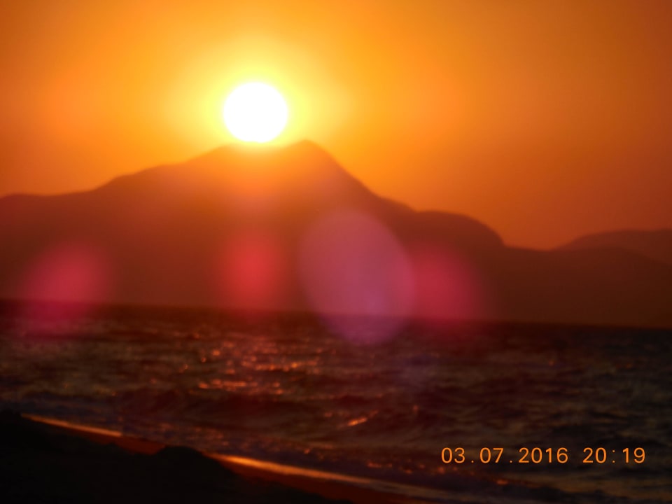 Sonnenuntergang vom Strand aus gesehen Hotel Tropical Sol