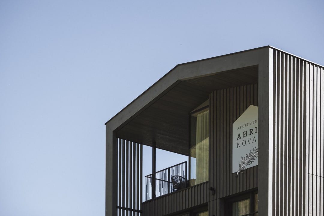 Außenansicht AhriaNova Apartments