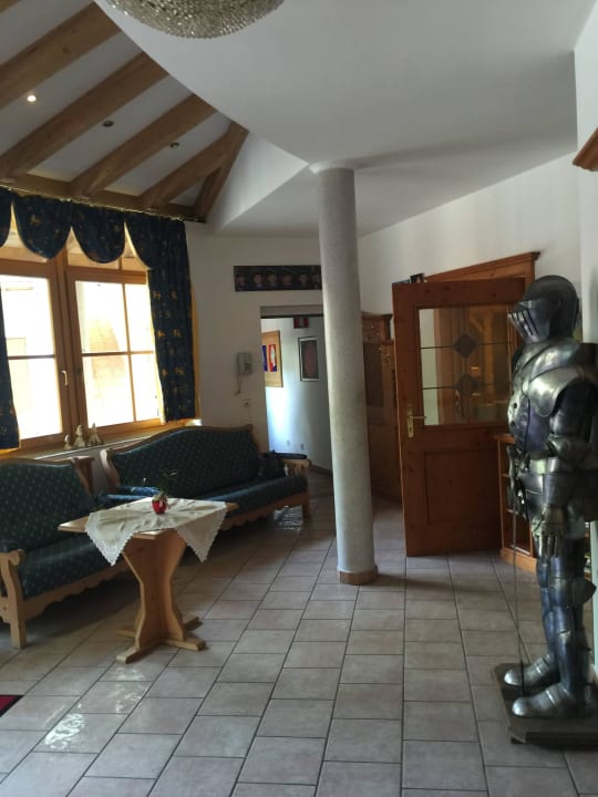 Zum so sitzen Hotel Bergschlössl