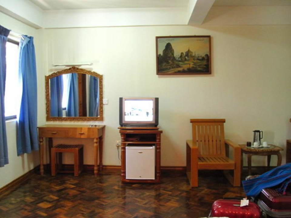 Einrichtung 602 Golden Express Hotel