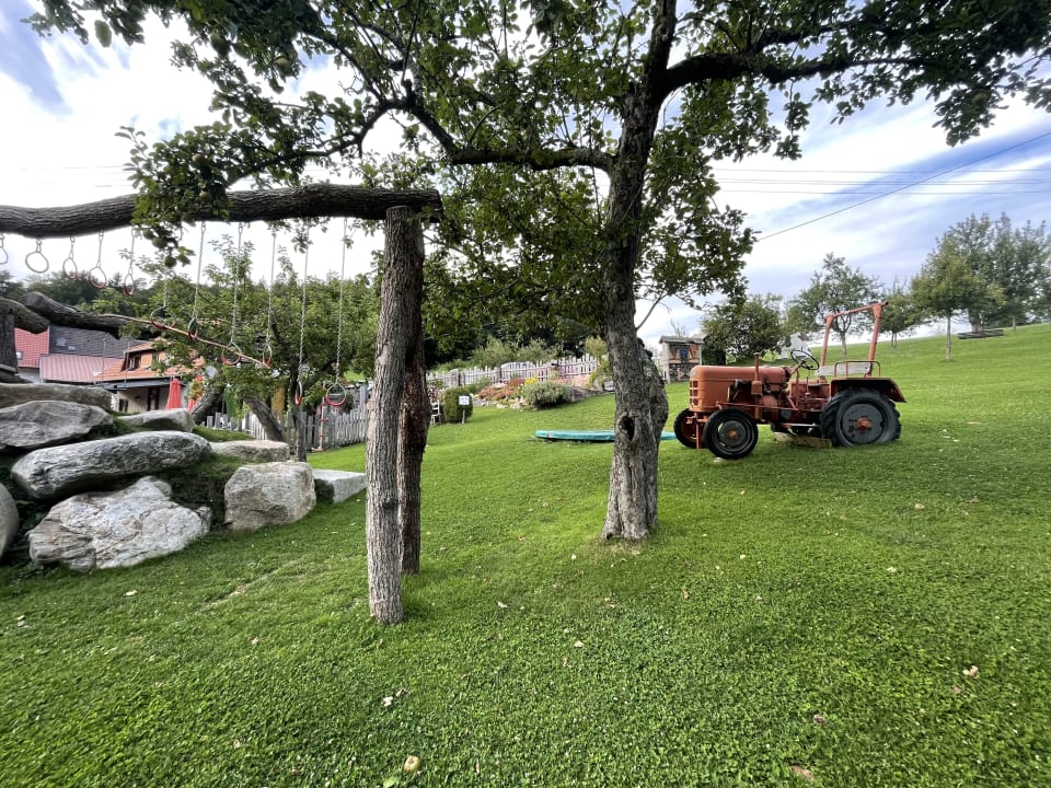Gartenanlage Ferienwohnungen Grub-Daniel-Hof