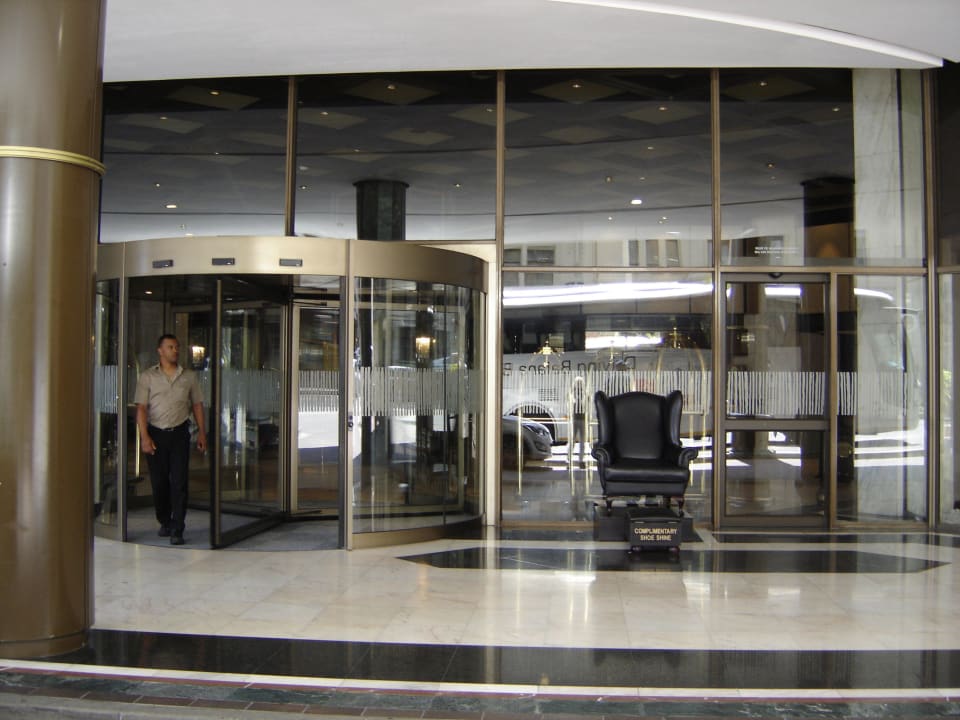 Eingang Hotel Southern Sun Cape Town