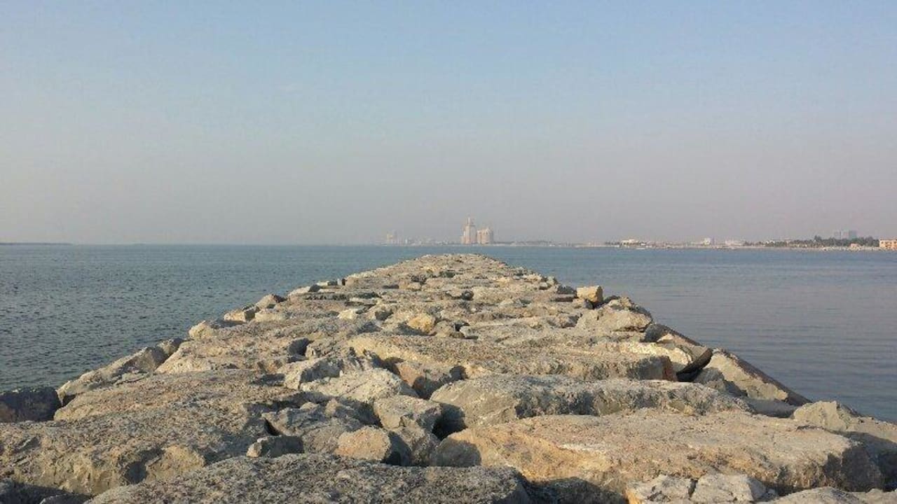 Der Steg am Ende des Strandes Rixos Bab Al Bahr