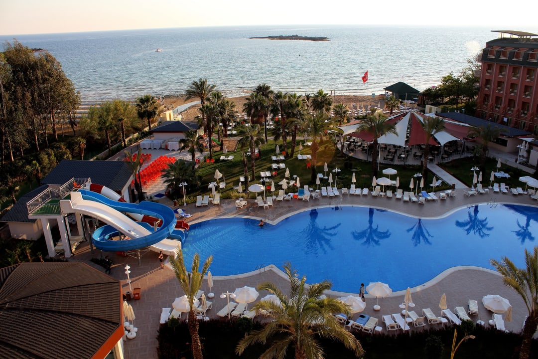Aus der Sicht vom 6. Stock Annabella Diamond Hotel & Spa
