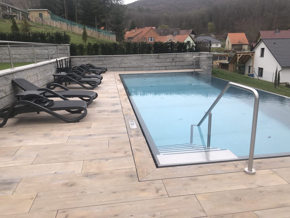 Pool Schlosshotel Stecklenberg