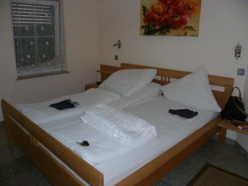 Gutes Doppelbett Gästehaus Marietta