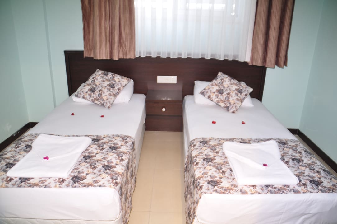 Zimmer Hotel Sunshine Holiday Resort