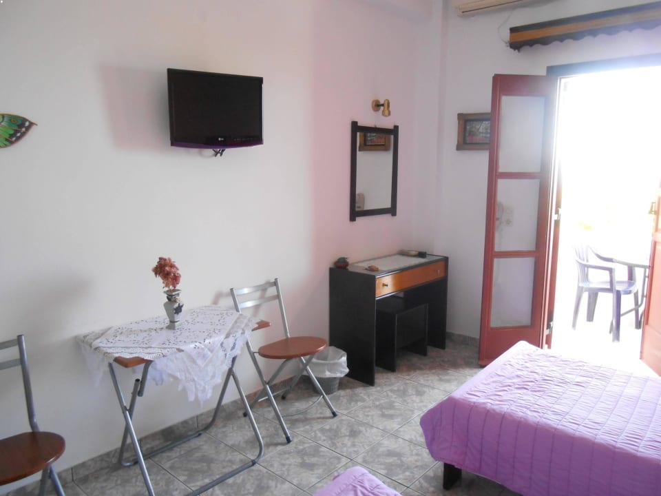 DZ Hotel Villa Koronios