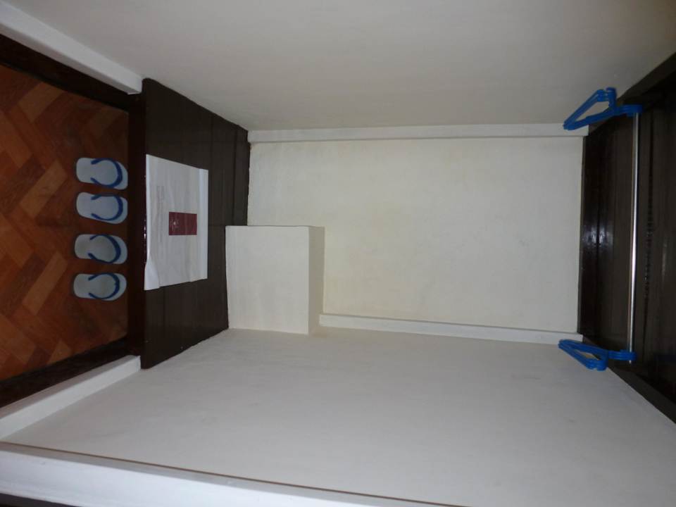 Kleiderschrank Mountain Top Hotel