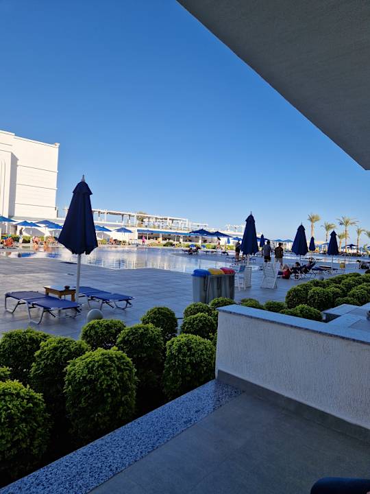 Außenansicht Pickalbatros Blu Spa Resort