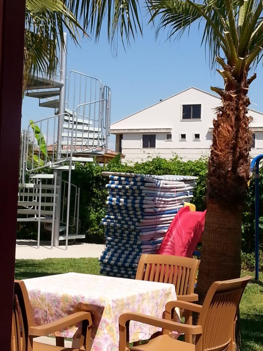 Platz zum "Absacken" Silver Hotel