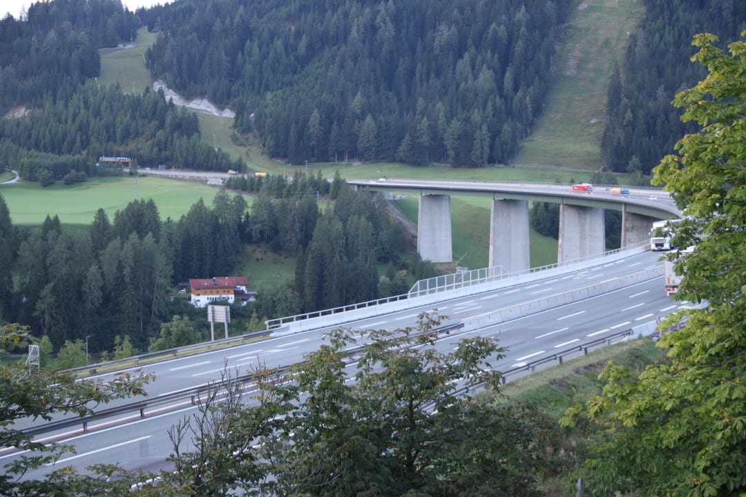 Vom Zimmerbalkon Hotel Wipptalerhof