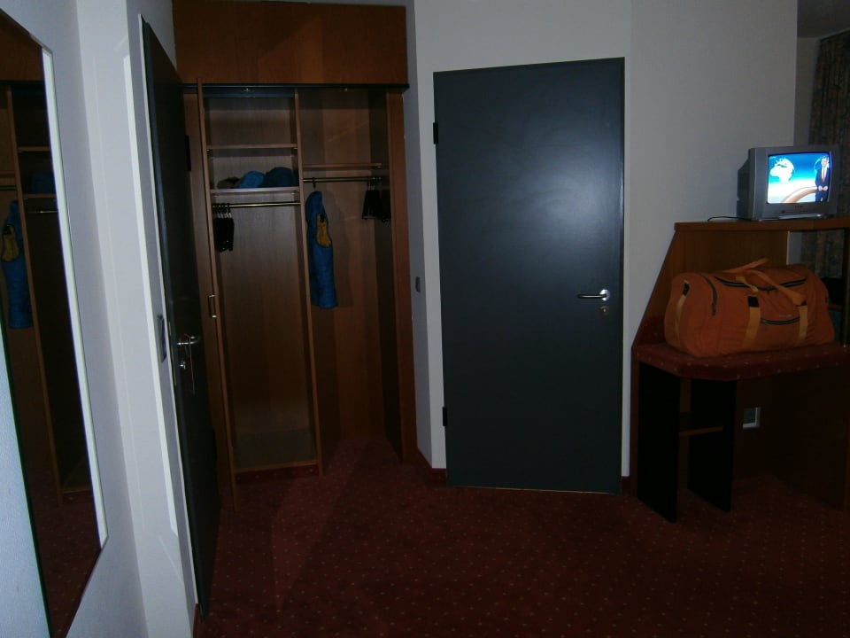 Ablagen ok Hotel Amadeus ROYAL Berlin