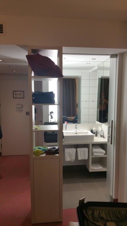 Bad Hotel Zeitgeist Vienna Hauptbahnhof