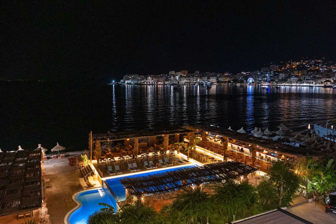 Außenansicht Grand Hotel Saranda