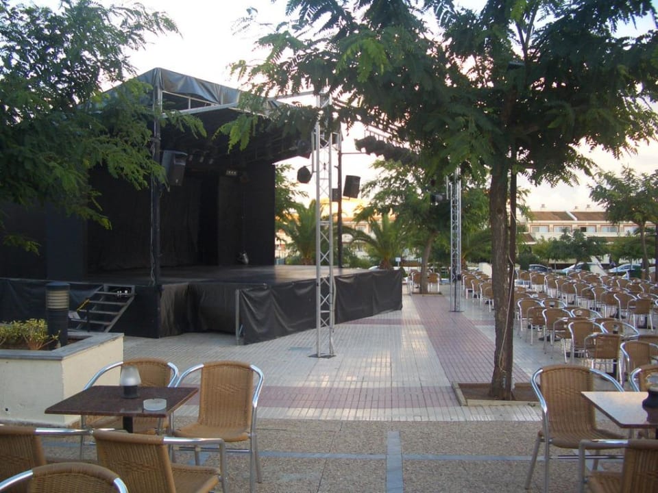 Showbühne blau punta reina