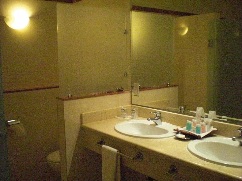 Sehr großes Bad - Juniorsuite Grand Palladium Select Bávaro Resort & Spa