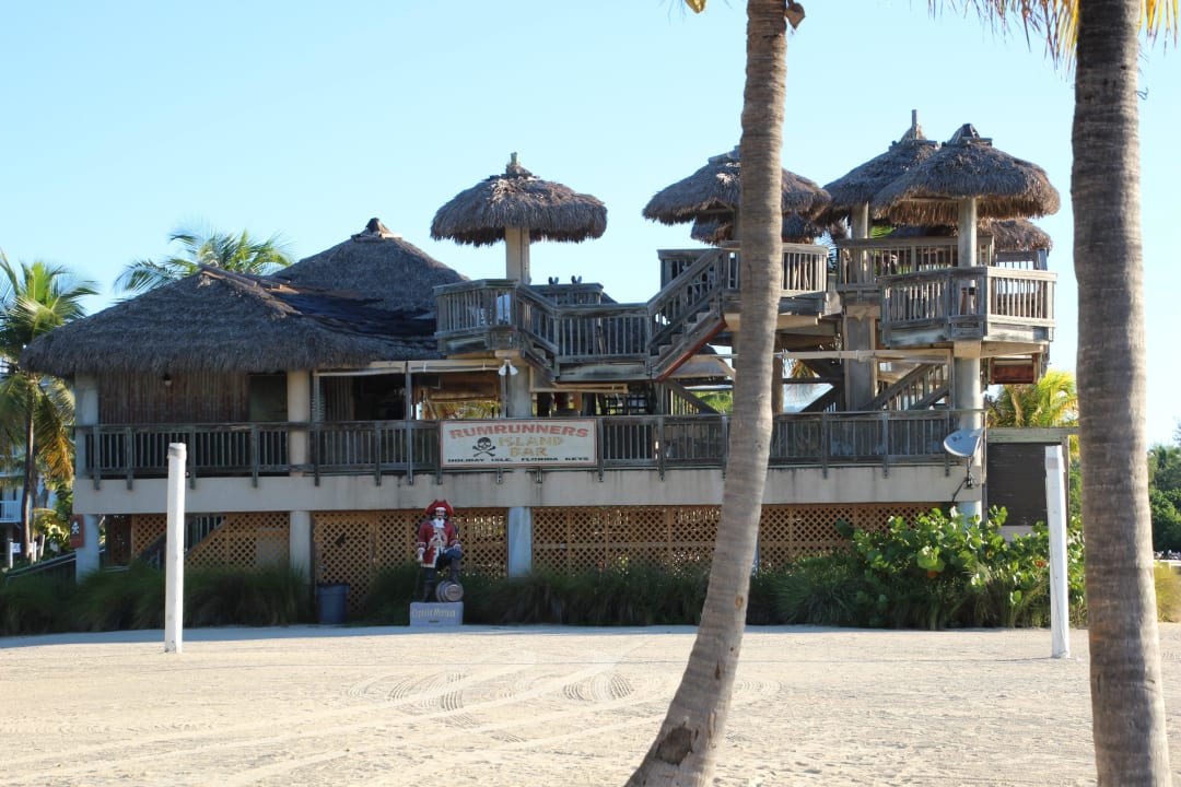 Bar Postcard Inn Beach Resort & Marina @ Holiday Isle