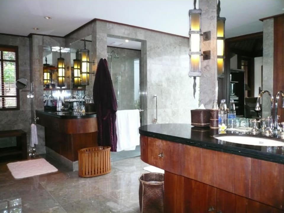 Badezimmer Oceanview Villa Hotel The Oberoi Lombok