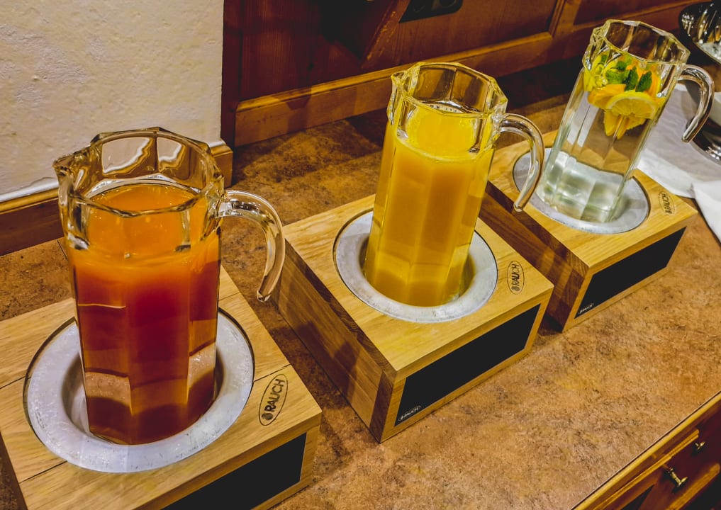 Gastro Garni Hotel - Das Alpin Kaiserzeit