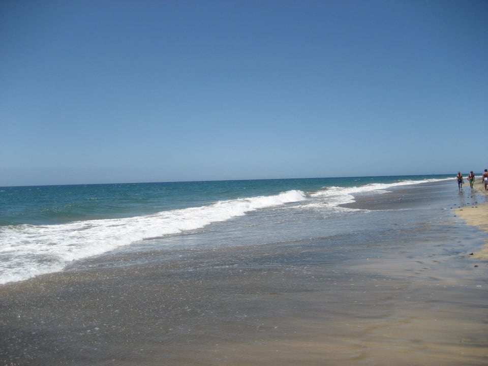 Strand 20-25 Gehminuten entfernt Hotel Riu Gran Canaria