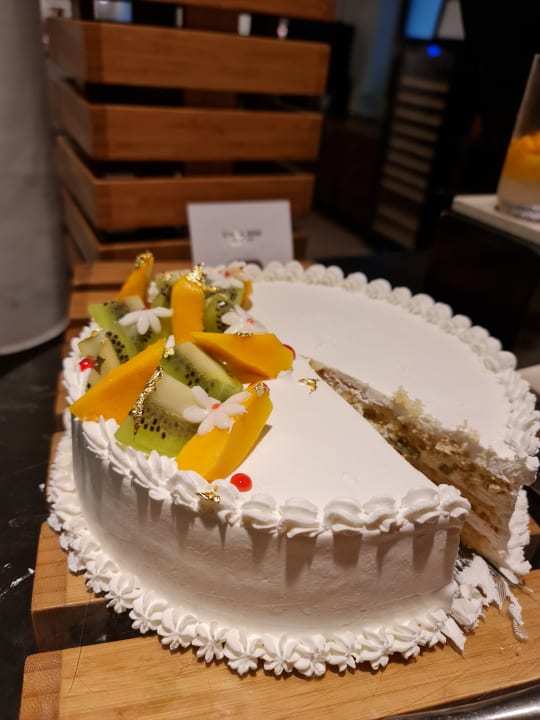 Gastro Mercure Maldives Kooddoo Resort