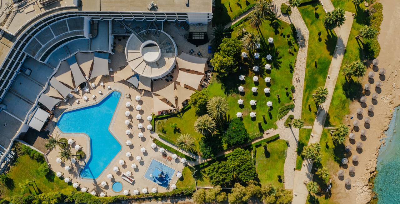 Pool Hotel Louis Imperial Beach