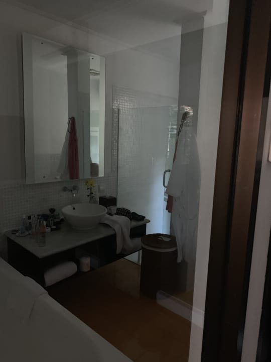 Zimmer Segara Village Hotel