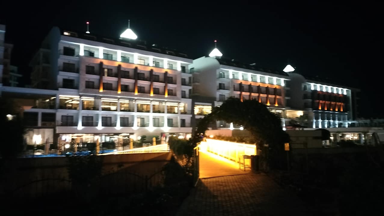 Außenansicht Diamond De Luxe Hotel & Spa