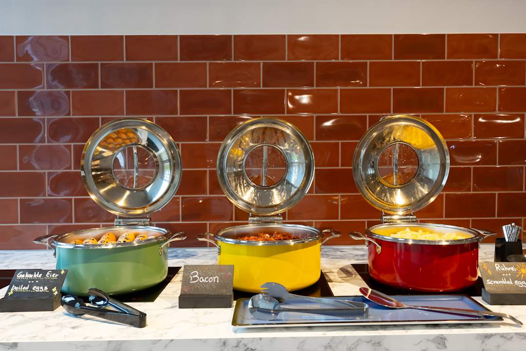 Gastro Holiday Inn - the niu, Pax Berlin Airport by IHG