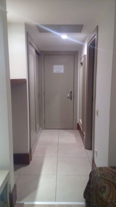 Zimmer Well Palace Side